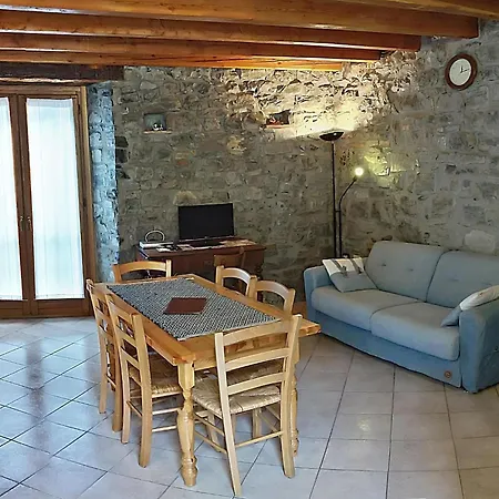 Studio-apartment Mit Zwischengeschoss In Einem Historischen Gebaeude In Zorzino By Interhome